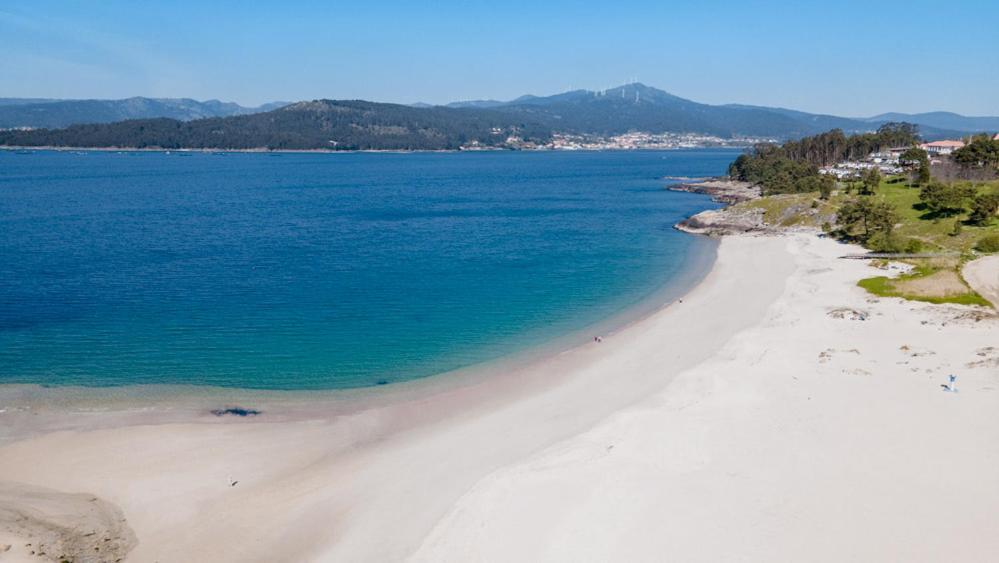 Apartamento Portosin Con Piscina Al Lado De La Playa Linteiros Dış mekan fotoğraf